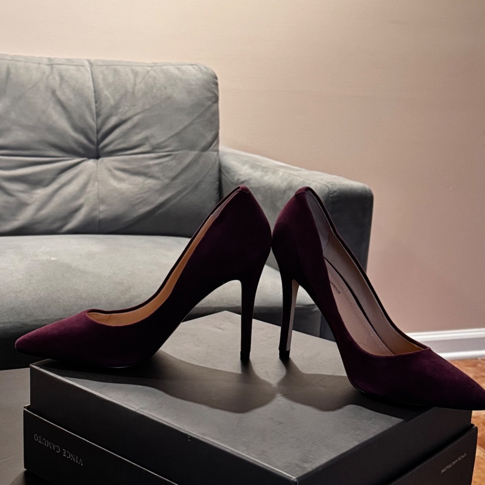Neiman Marcus Stiletto Heels - Picture 2 of 3
